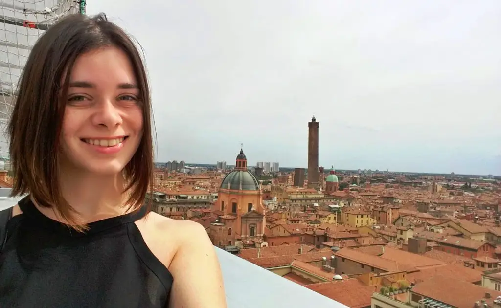 reasons to visit and fall in love with bologna