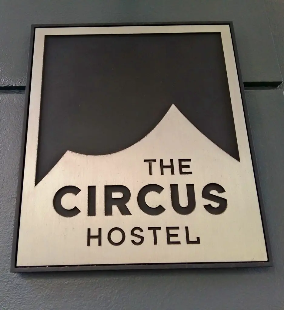 staying circus hostel center berlin