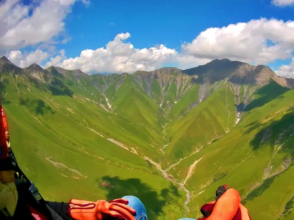 paragliding gudauri experience