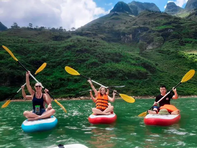Ha Giang Loop tour kayaking