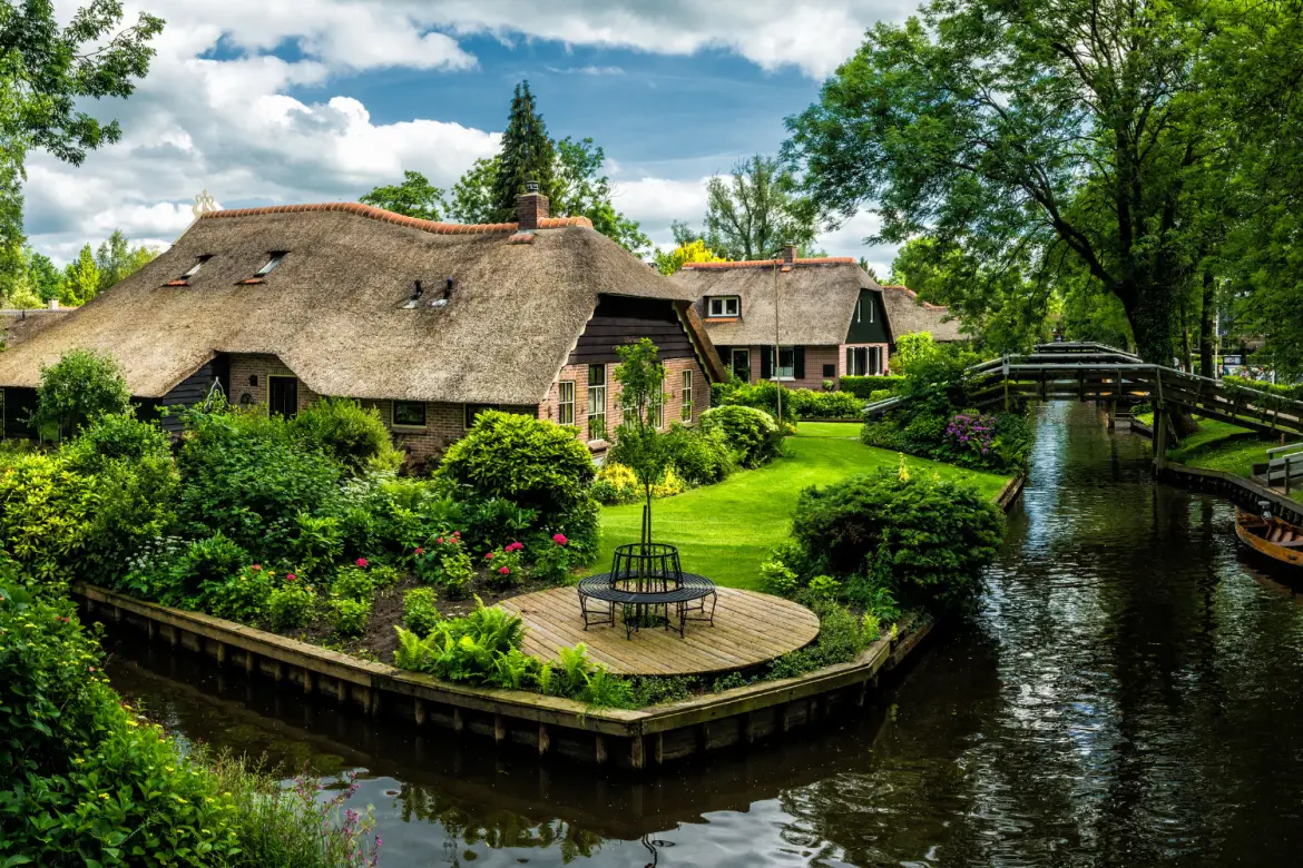 day trip to giethoorn from amsterdam