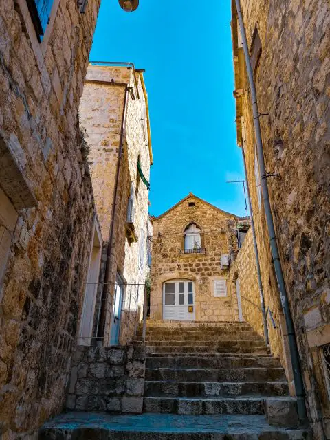 visit croatia hvar